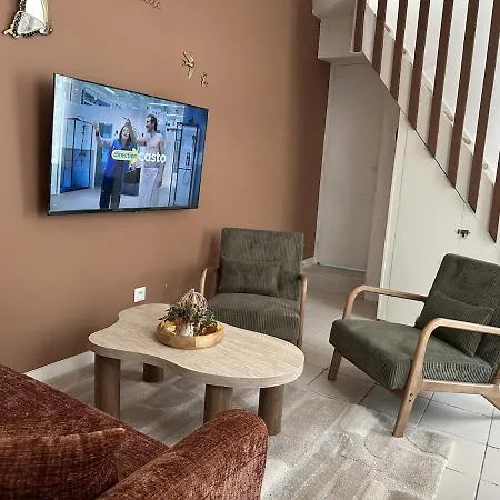 Maison Rénovée - Très Proche Musée - Idéal Famille - Parking - Wifi Apartamento Caudry